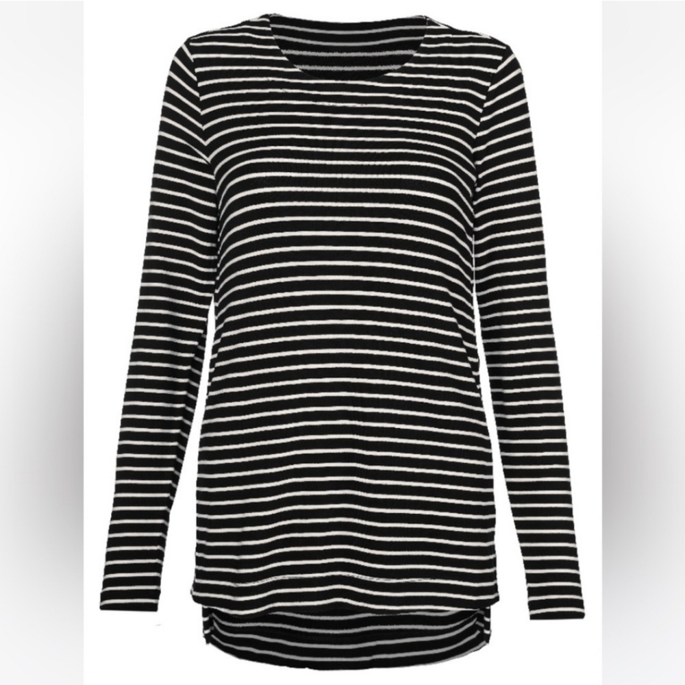 NWT Cabi Side Snap Tee